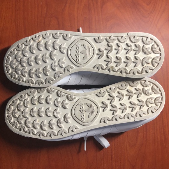 adidas | Women’s All White Leather Samoa - Picture 4 of 7